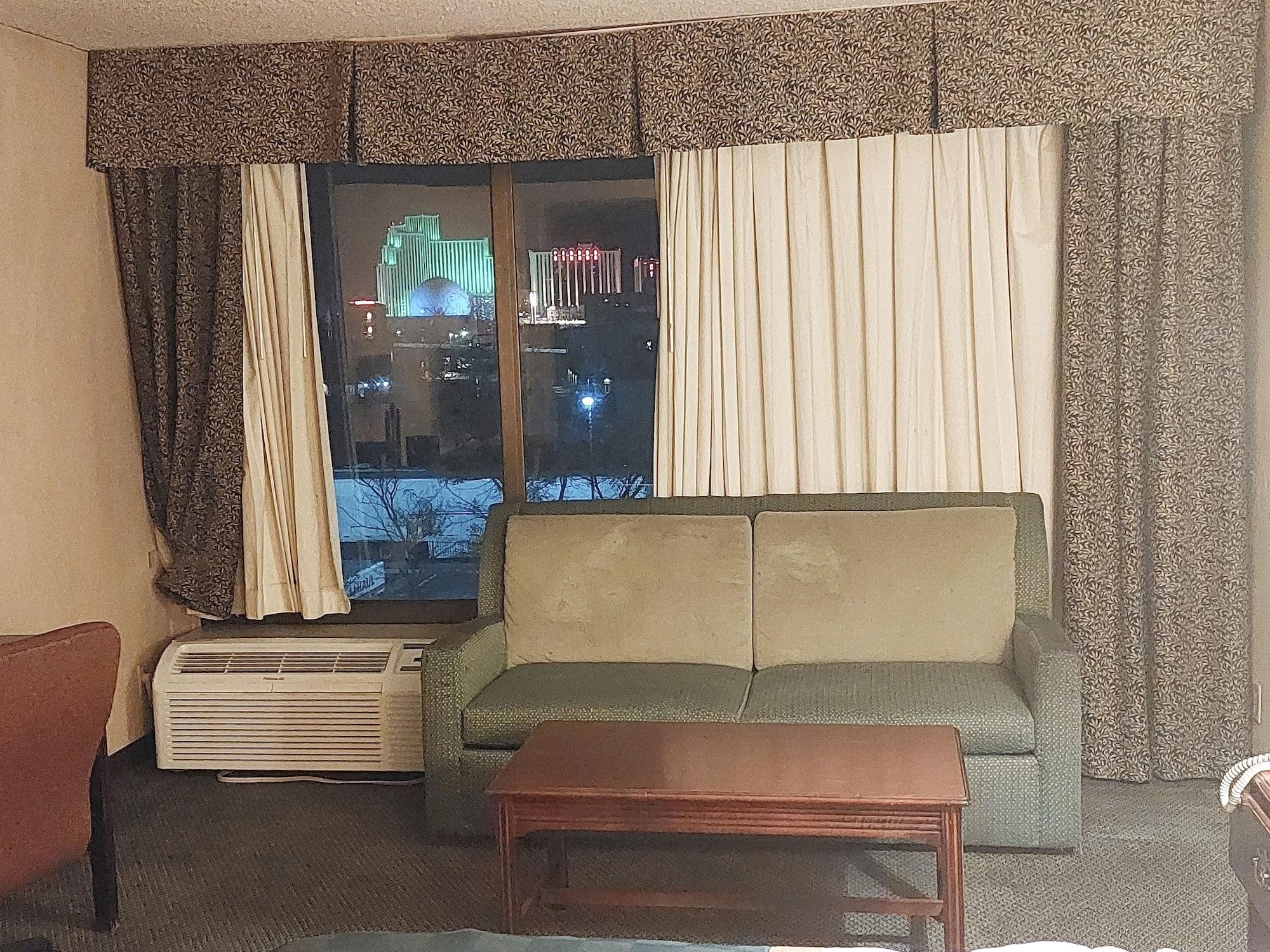 Ramada By Wyndham Reno Hotel & Casino Eksteriør bilde