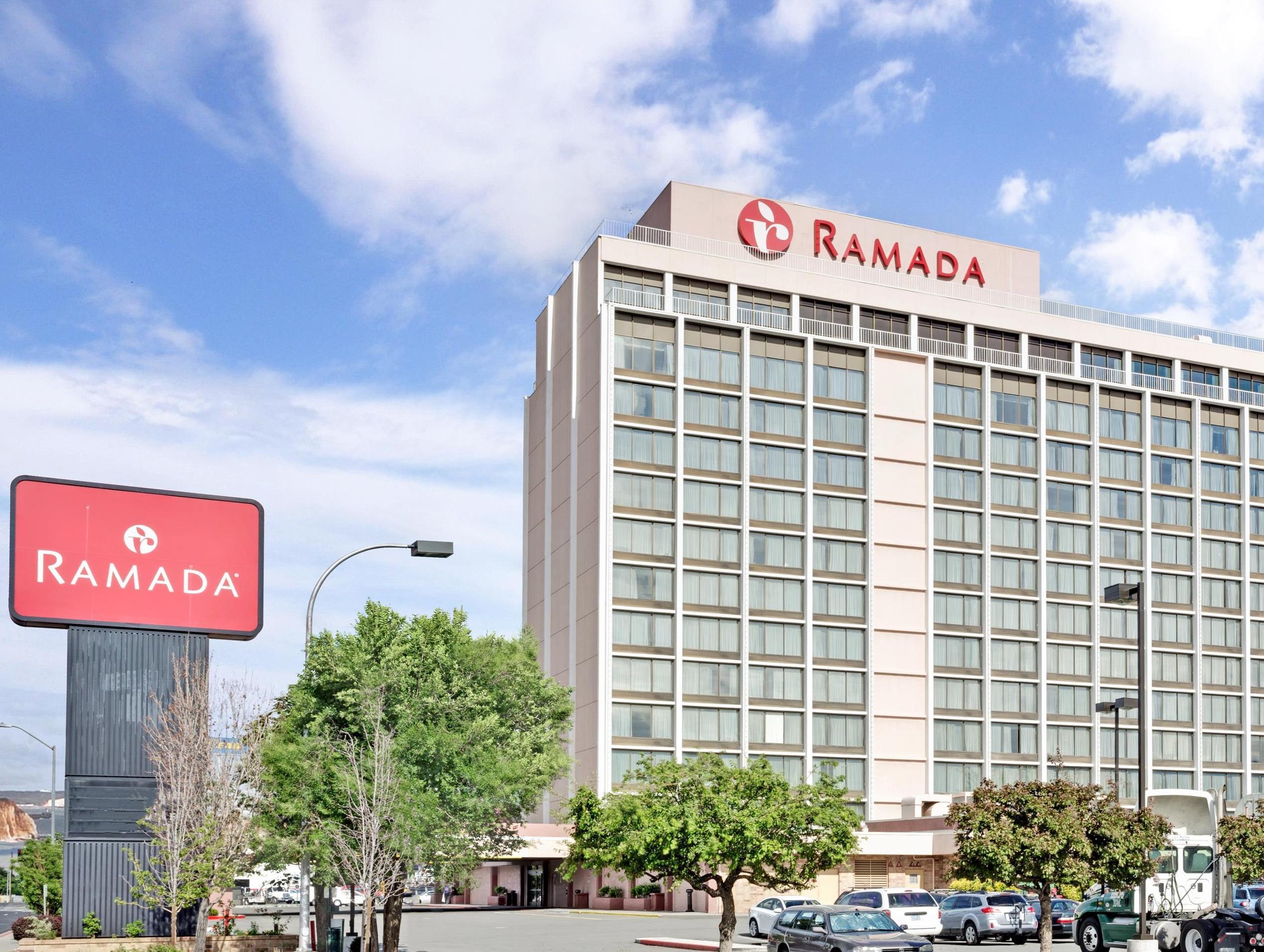 Ramada By Wyndham Reno Hotel & Casino Eksteriør bilde