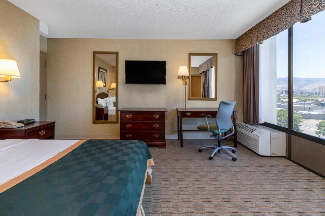Ramada By Wyndham Reno Hotel & Casino Eksteriør bilde